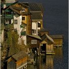 Hallstatt - Häuser wie Schwalbennester am See