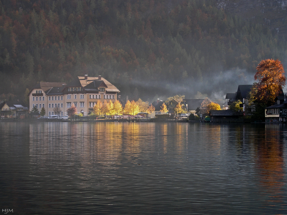 Hallstatt im Herbst