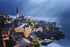 Hallstatt im Morgennebel