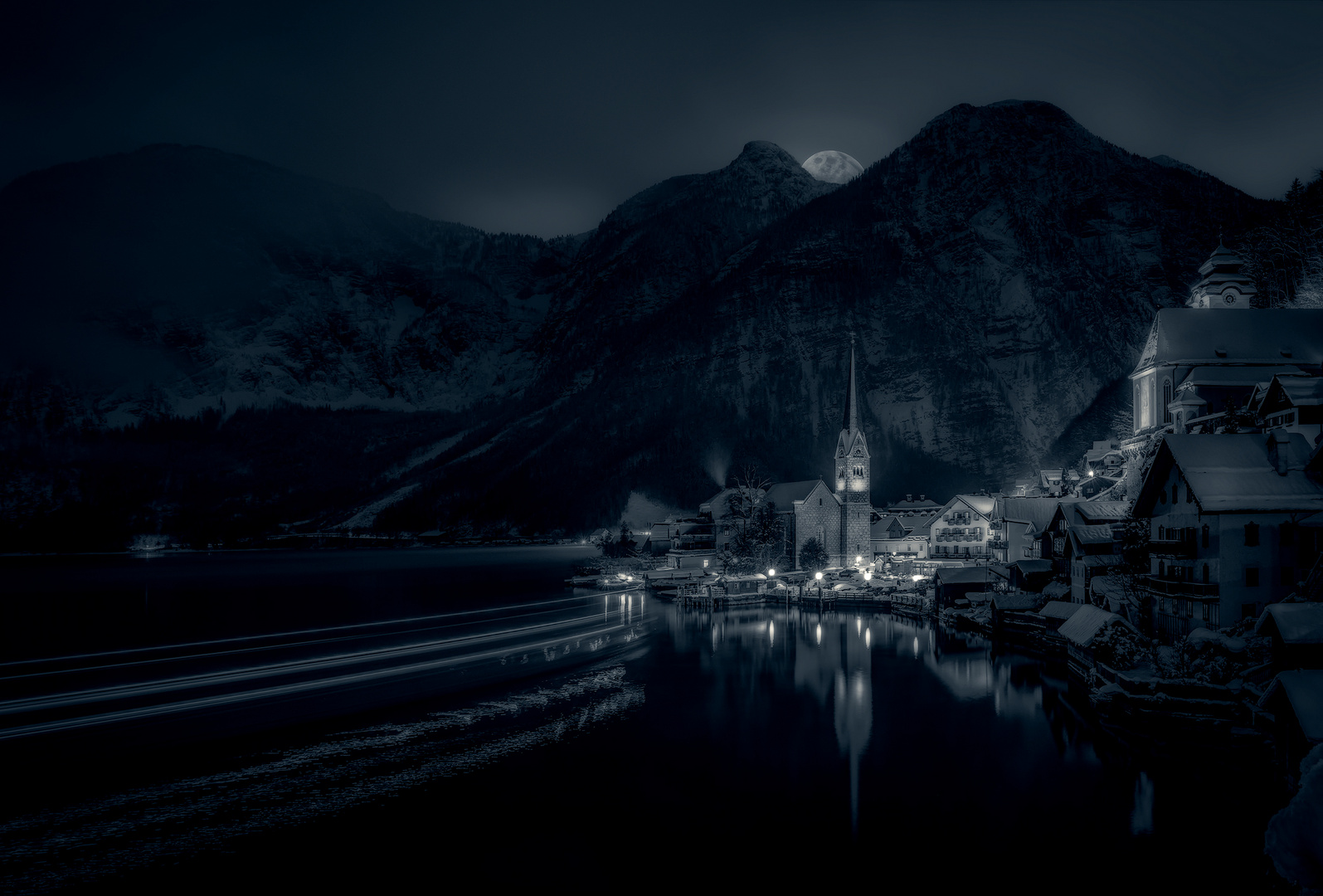 Hallstatt Monochrome