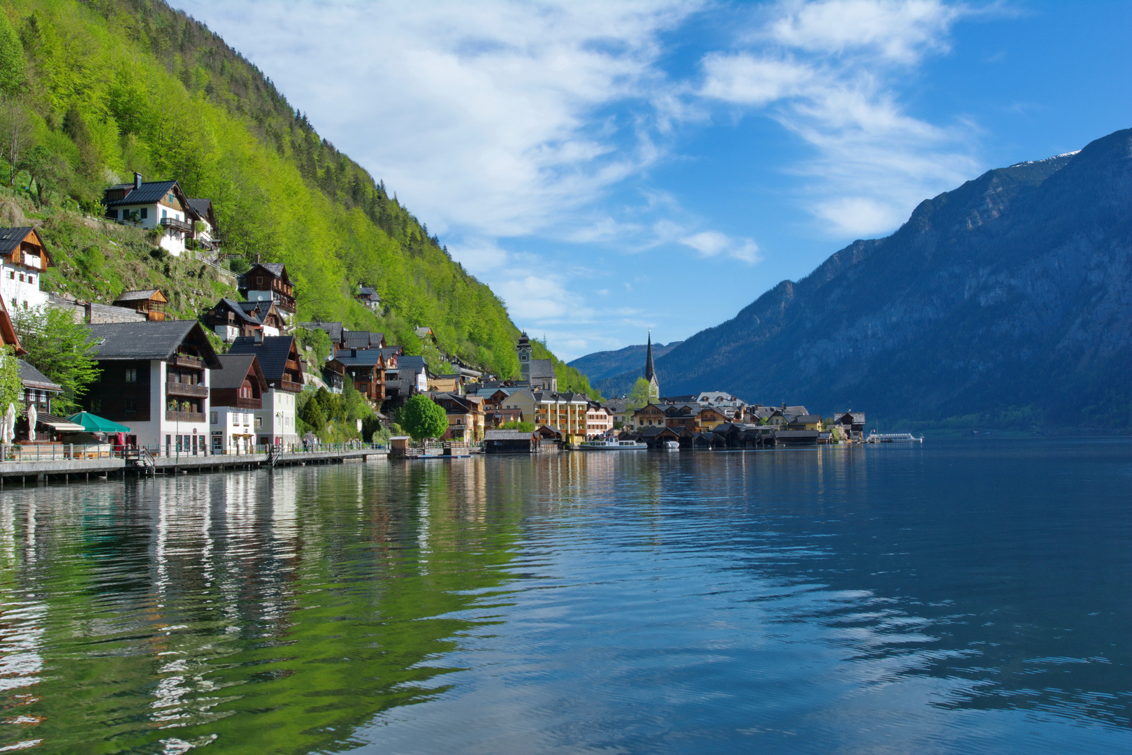 Hallstatt vom See aus...