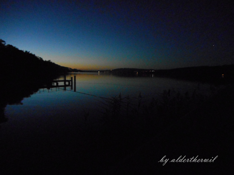 Hallwilersee beim Einnachten