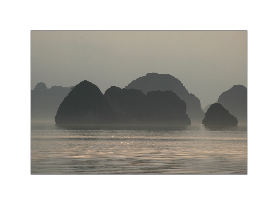 HALONG BAY