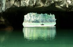 Halong Bay - Fischer