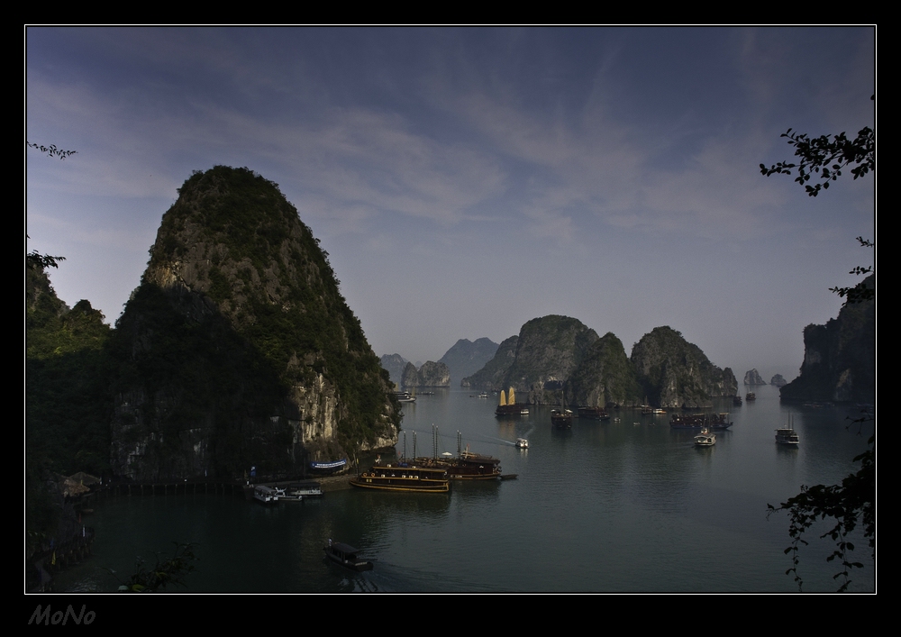 Halong-Bay_2