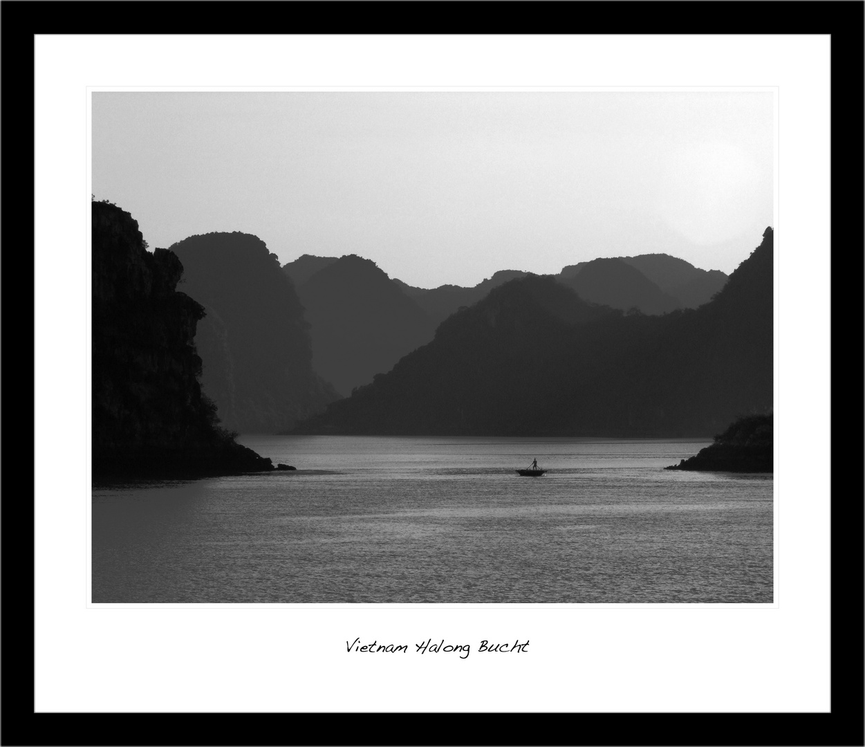 Halong Bucht am Abend