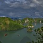 Halong Bucht am späten abend