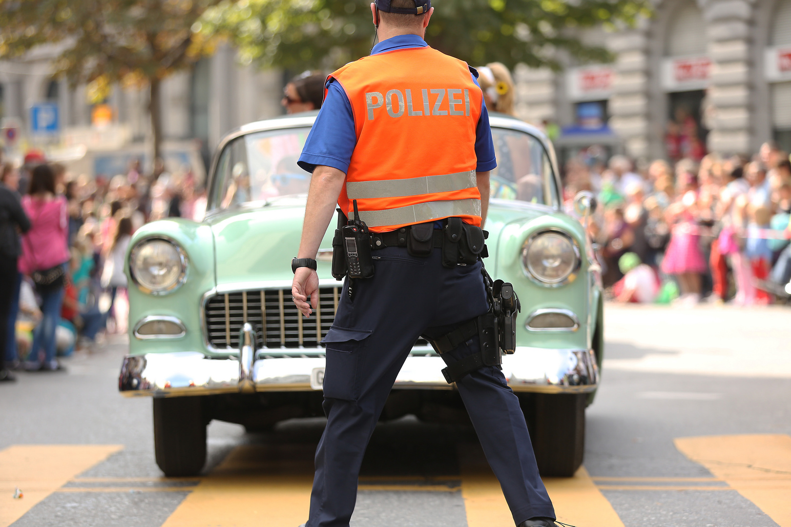 HALT POLIZEI