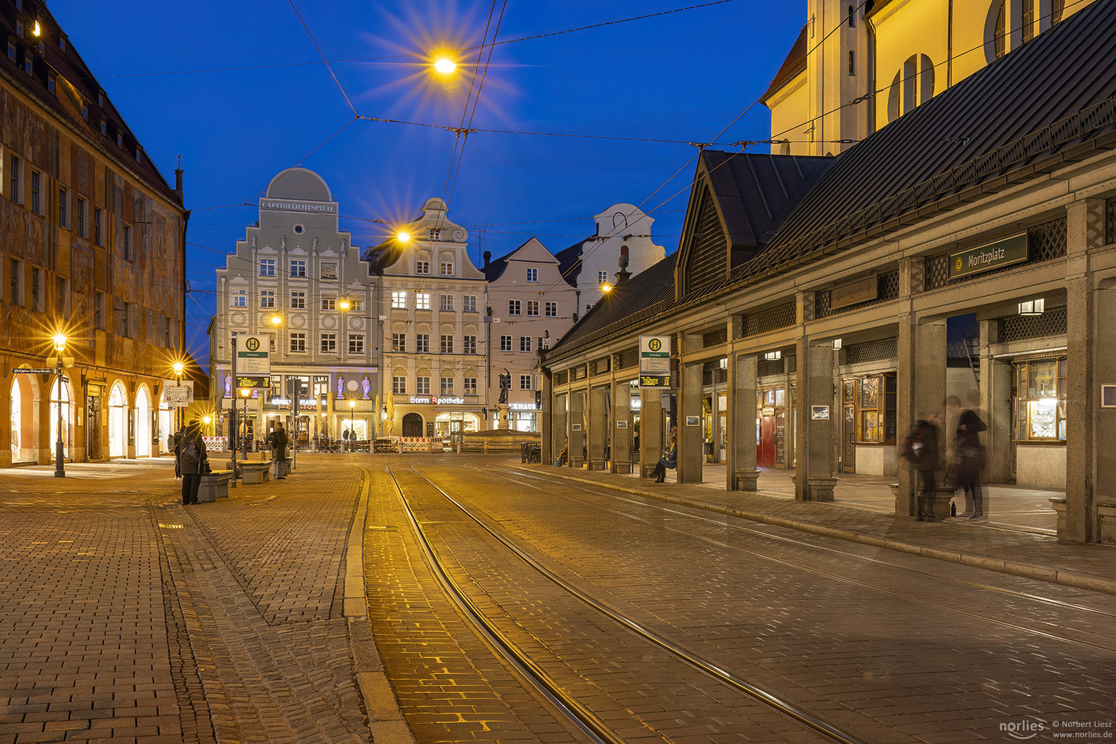 Haltestelle Moritzplatz zur Blauen Stunde