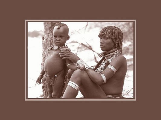 Hamar Mutter mit Kind