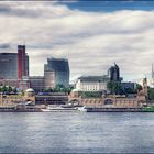 Hamburer Landungsbrücken HDR