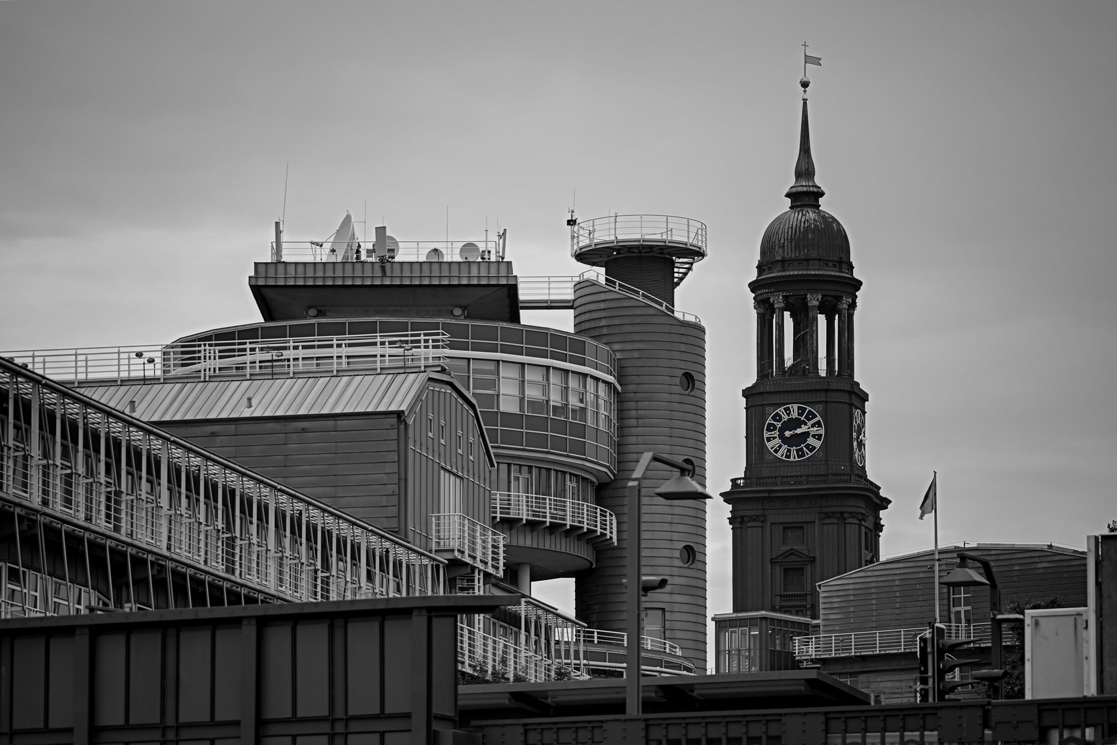 Hamburg: 14.14 Uhr