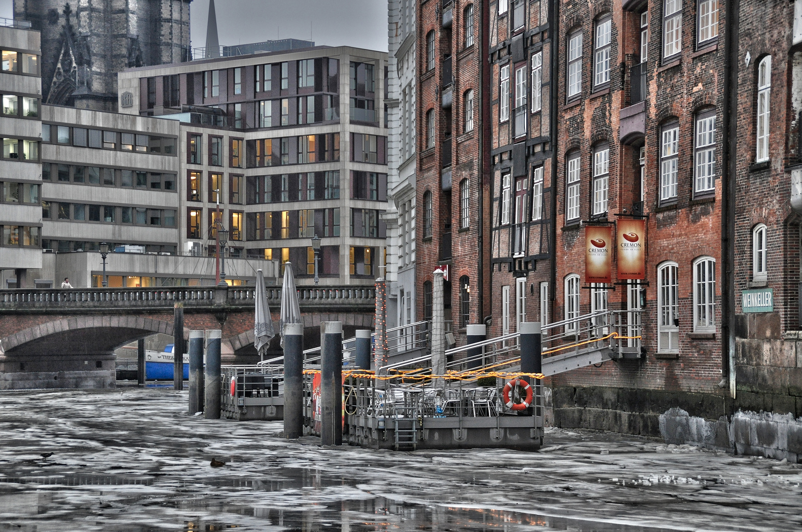 Hamburg 2 Foto & Bild architektur, stadtlandschaft, motive Bilder auf