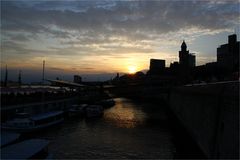 Hamburg - Abends am Hafen