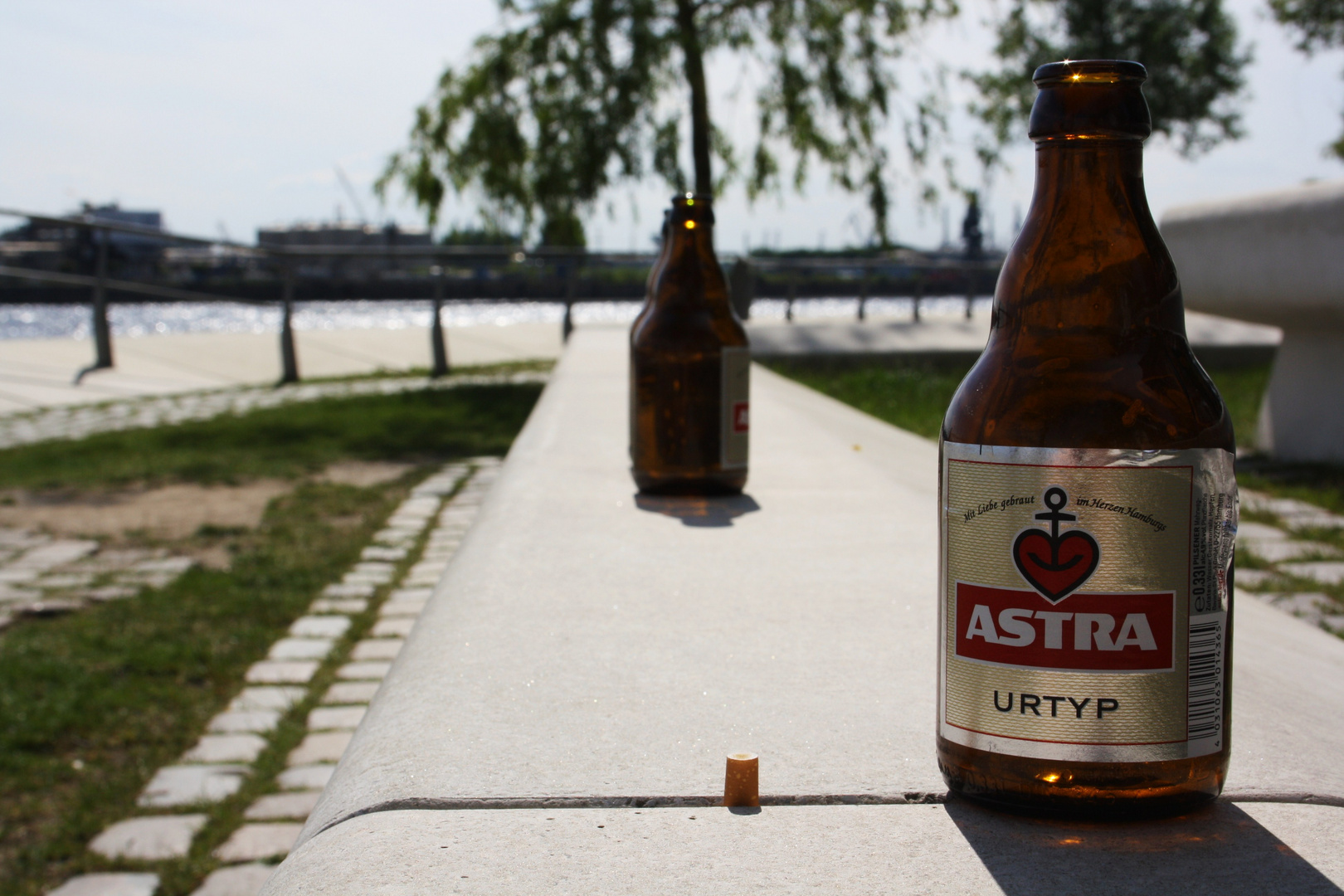 Hamburg. Alkohol & Zigaretten.