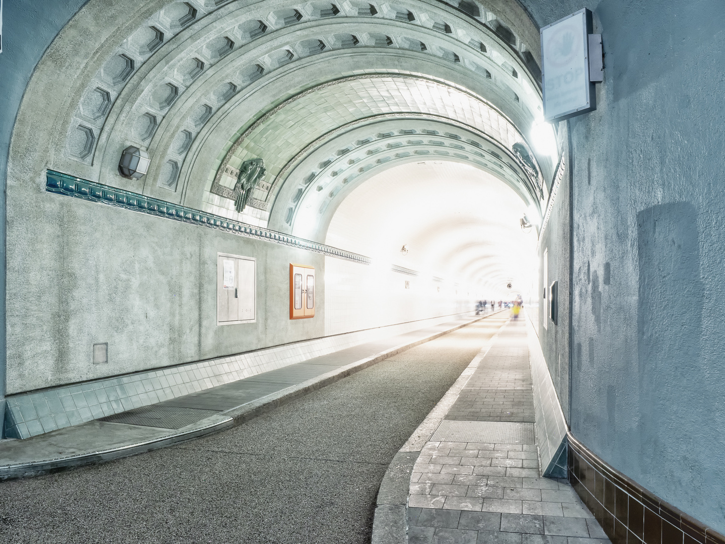 Hamburg alter Elbtunnel