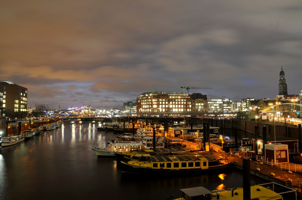 Hamburg am Abend