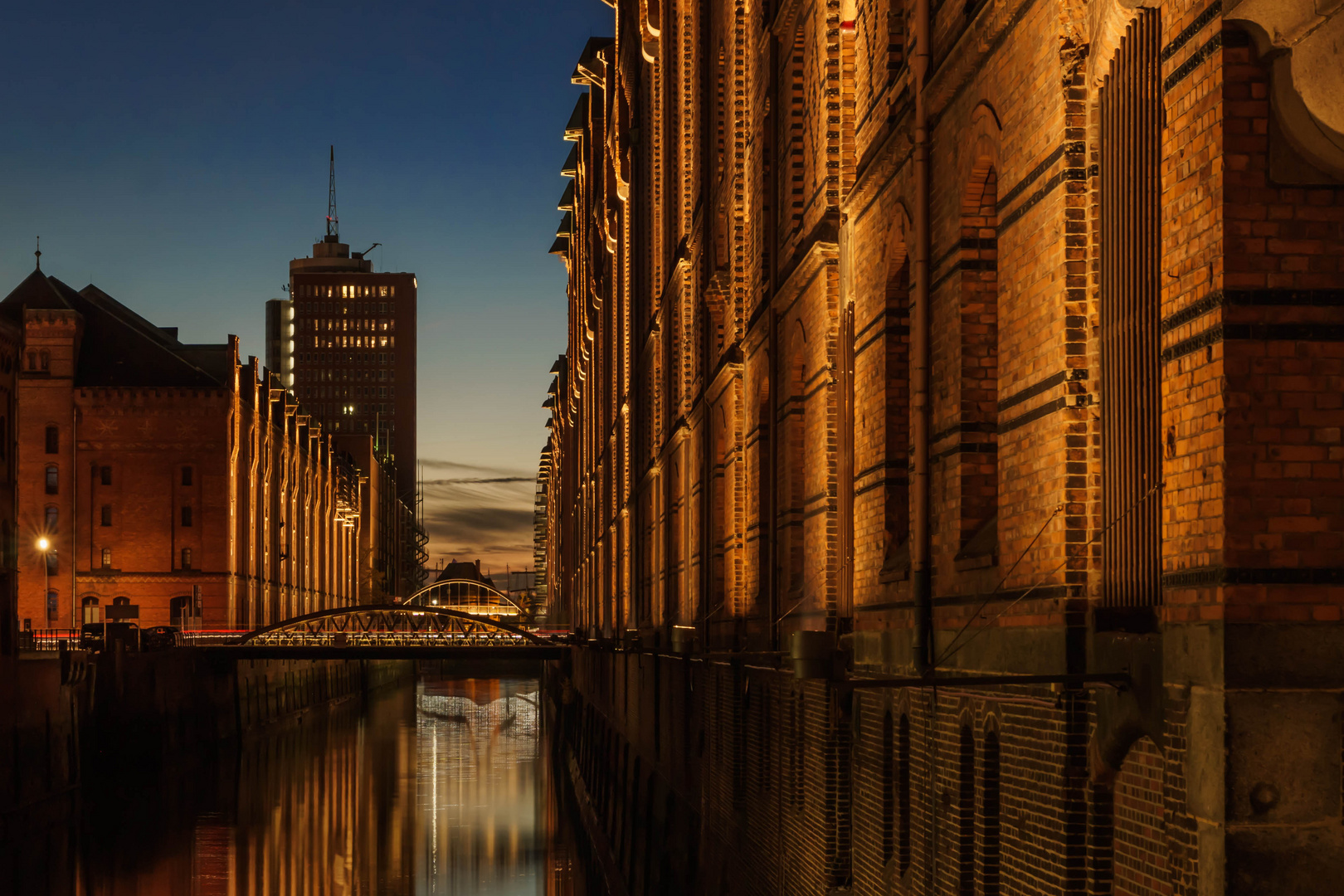 Hamburg am Abend - Speicherstadt