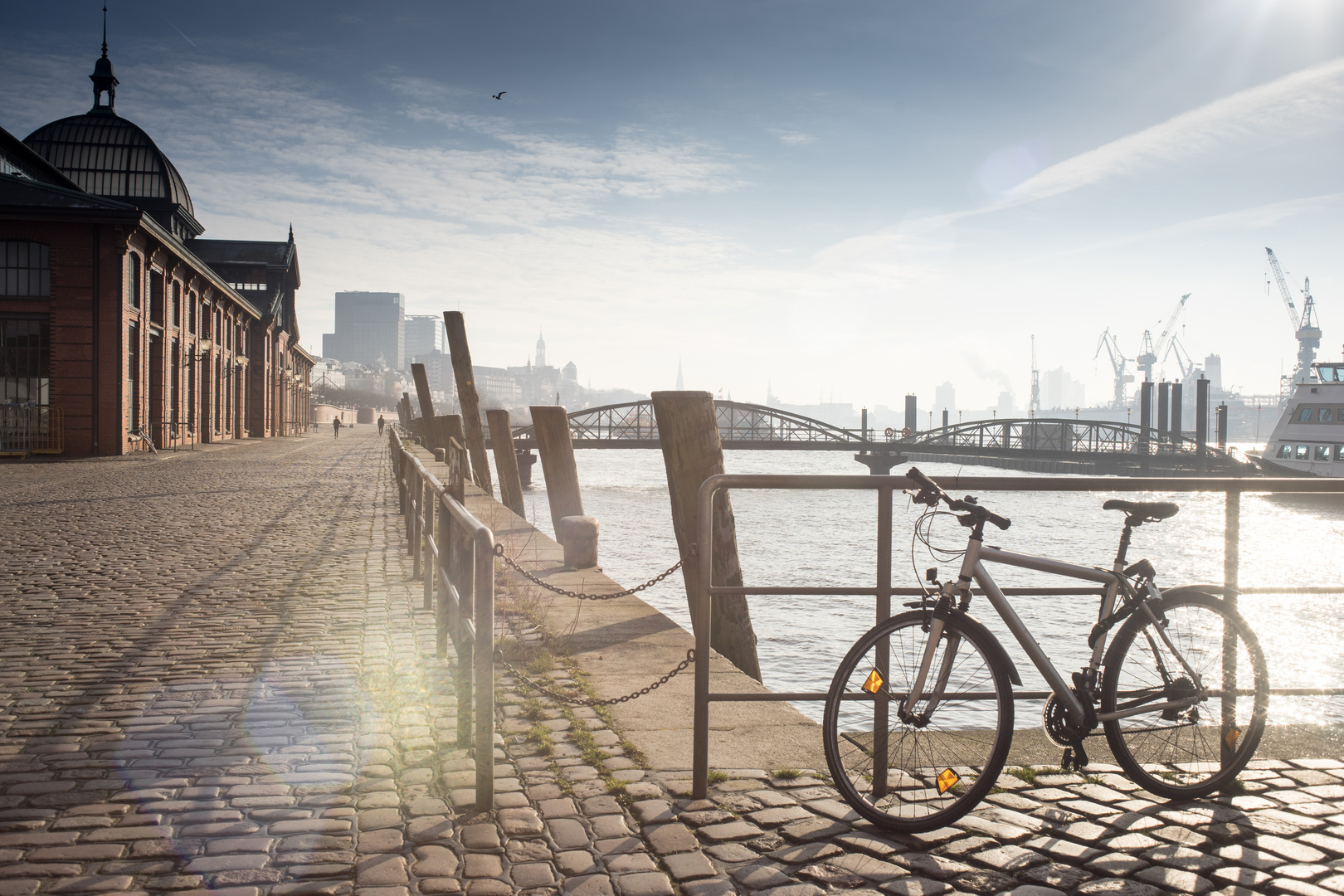 Hamburg an der Fischauktionshalle 