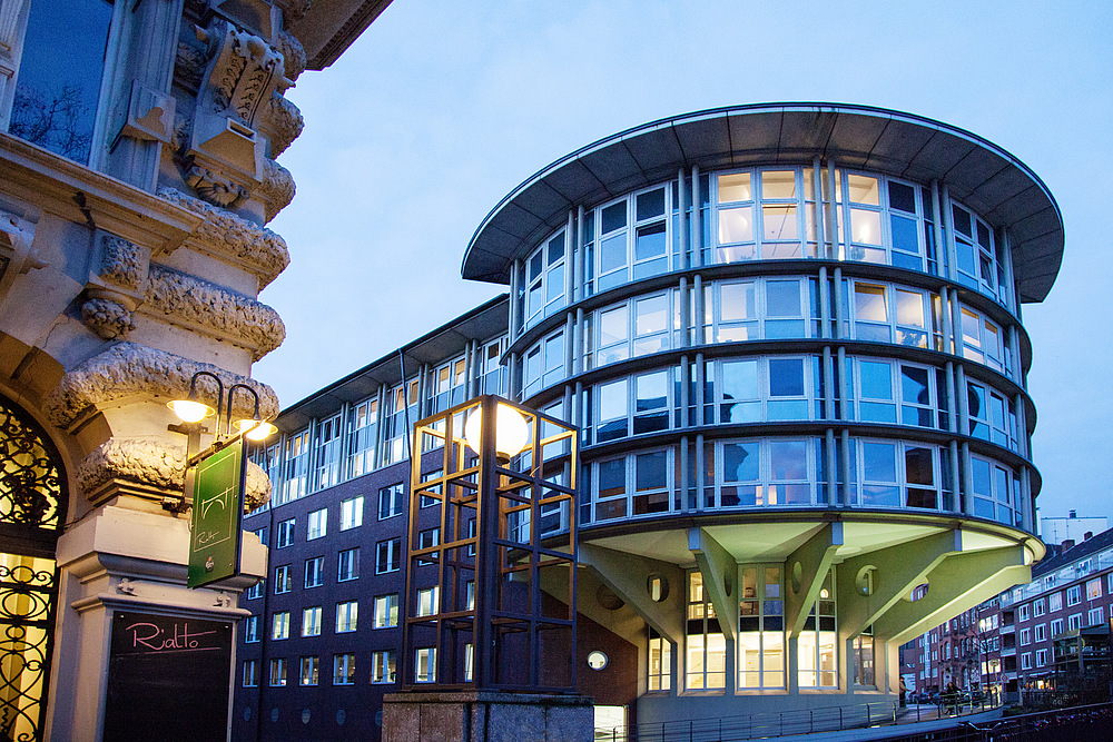 Hamburg - an der Stadthausbrücke