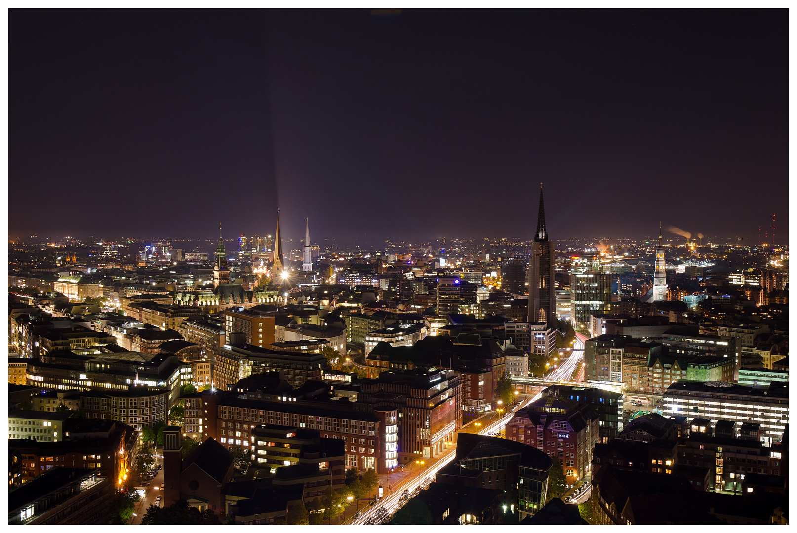 Hamburg bei Nacht (2)