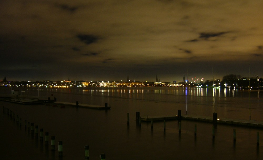 Hamburg bei Nacht