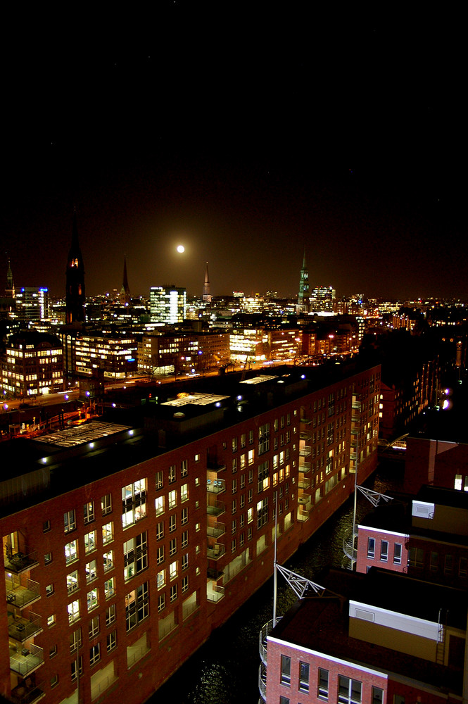 Hamburg .. bei Nacht