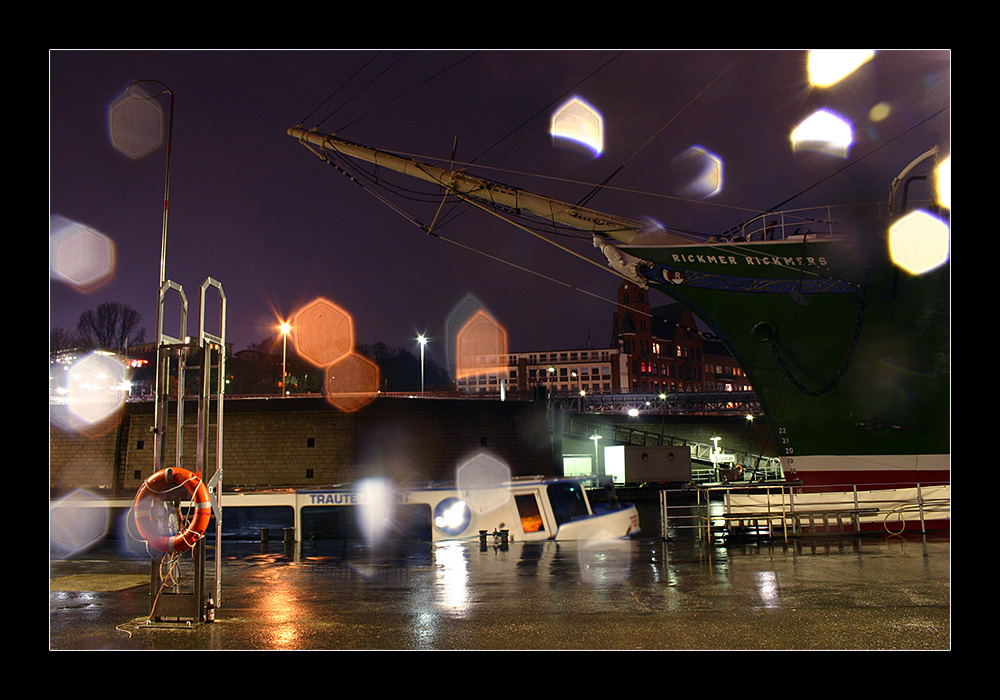 Hamburg bei Nacht