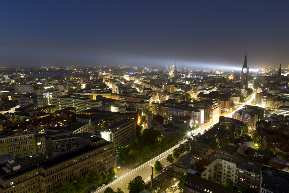 Hamburg bei Nacht