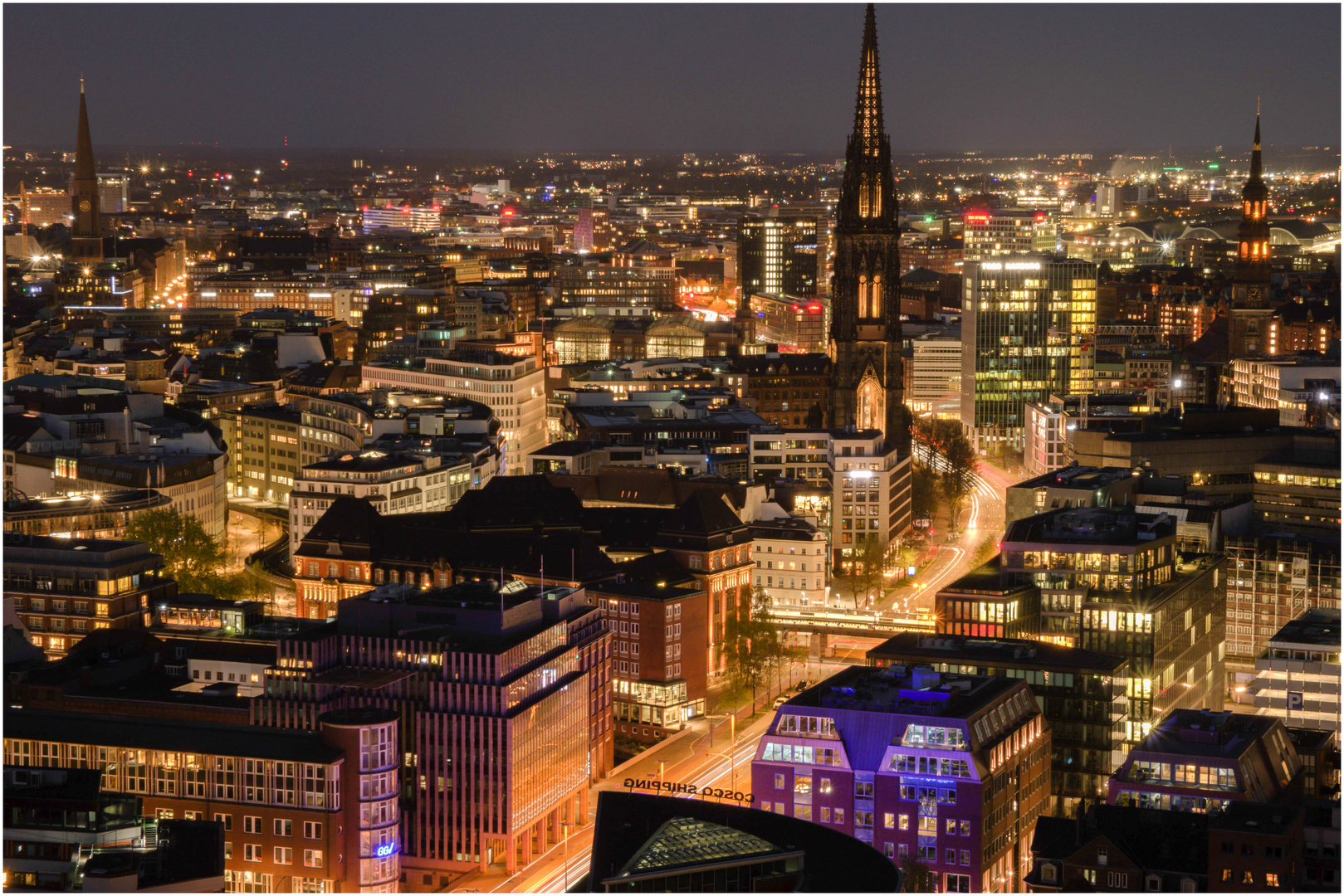 Hamburg bei Nacht  