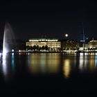 Hamburg bei Nacht.