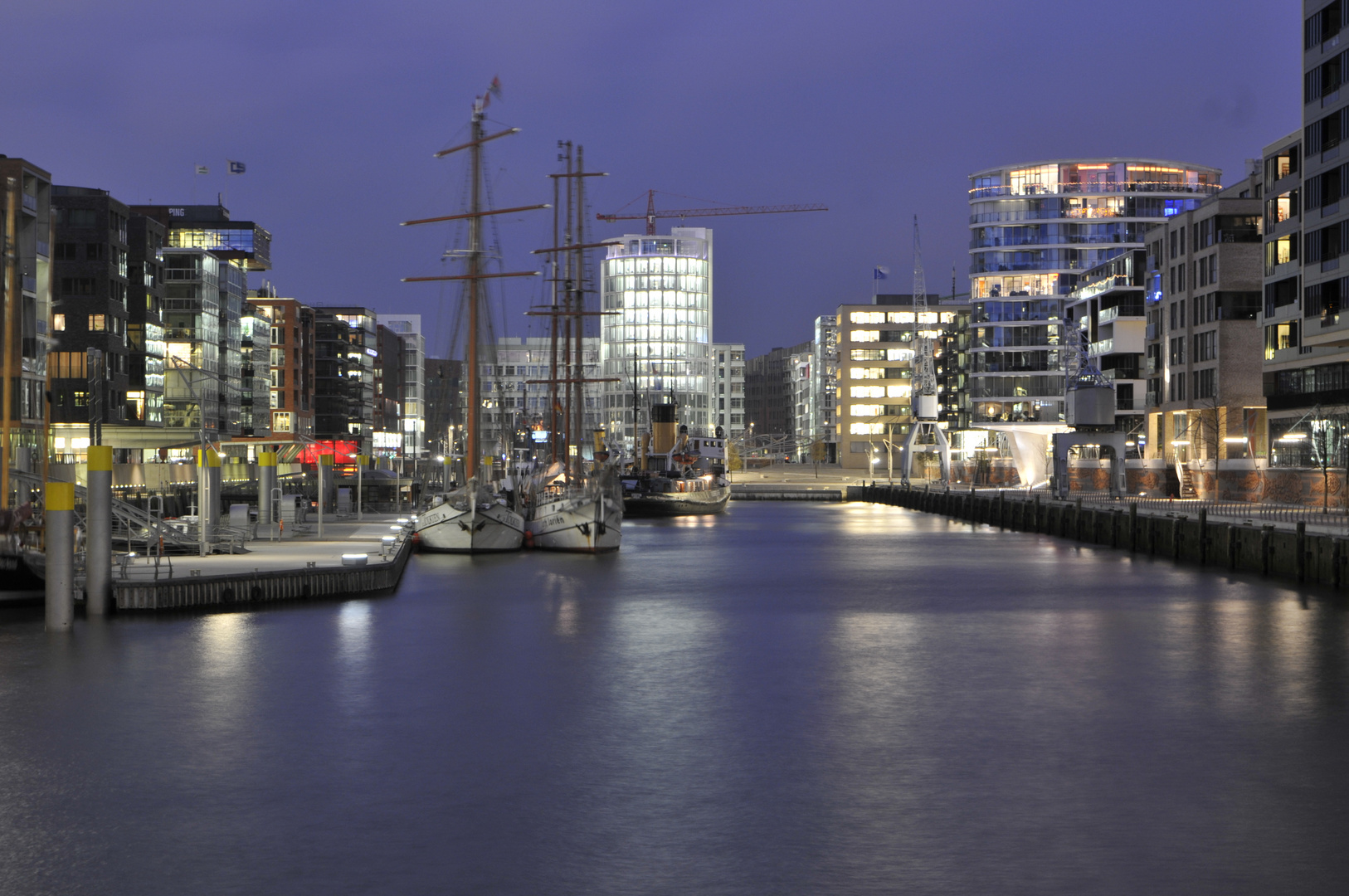 Hamburg bei Nacht