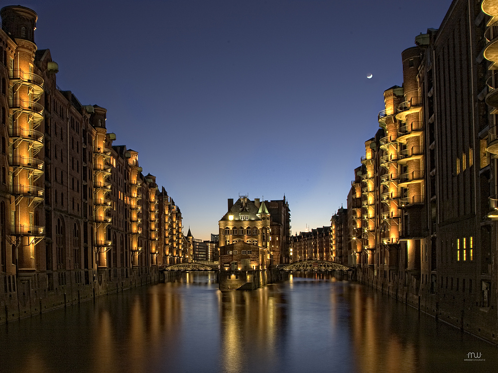 Hamburg bei Nacht