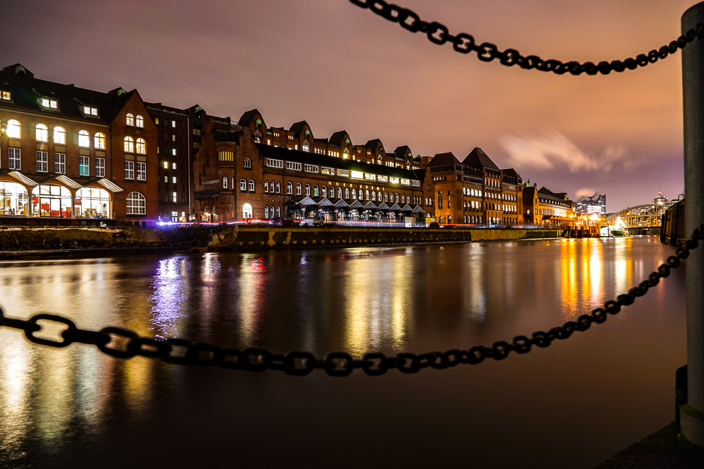 Hamburg bei Nacht