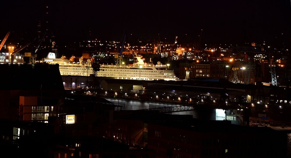 Hamburg bei Nacht