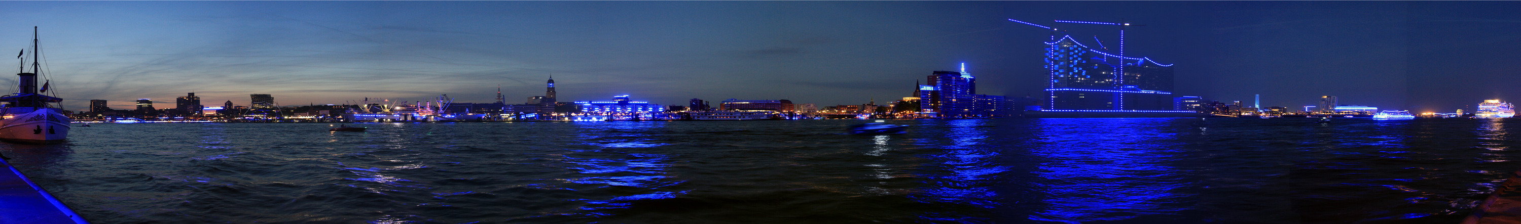 Hamburg bei Nacht II