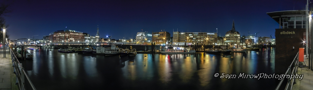 Hamburg bei Nacht (Panorama)