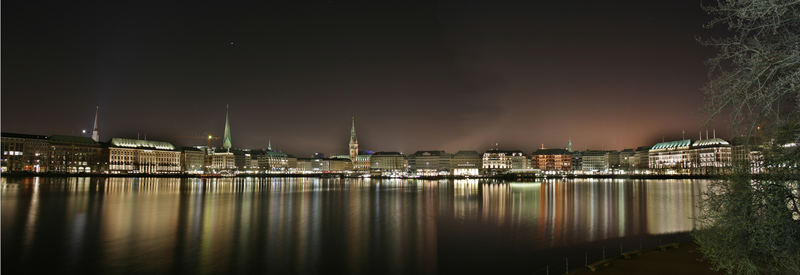 Hamburg Binnenalster bei Nacht