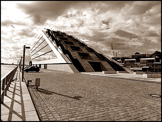 Hamburg Bürogebäude Dockland