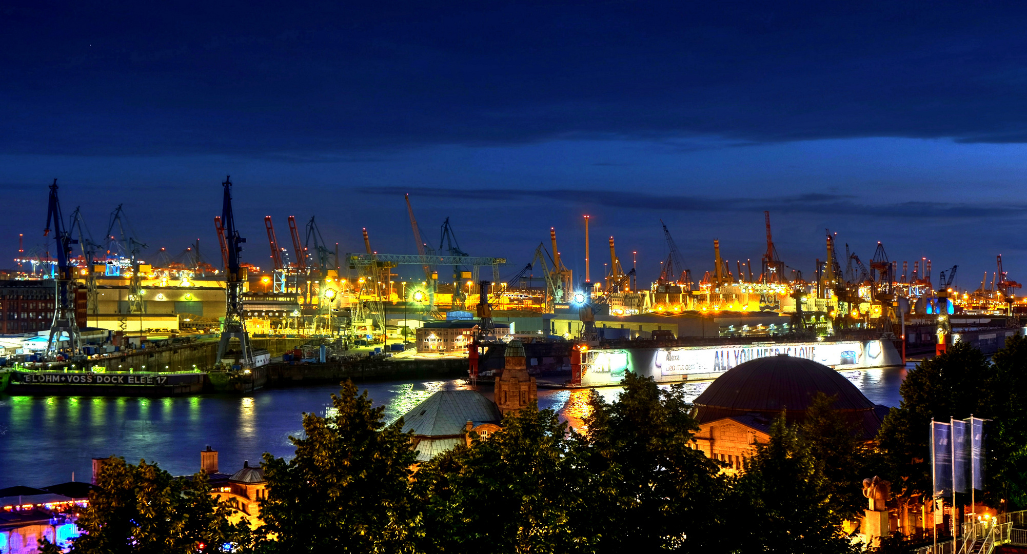 Hamburg by Night