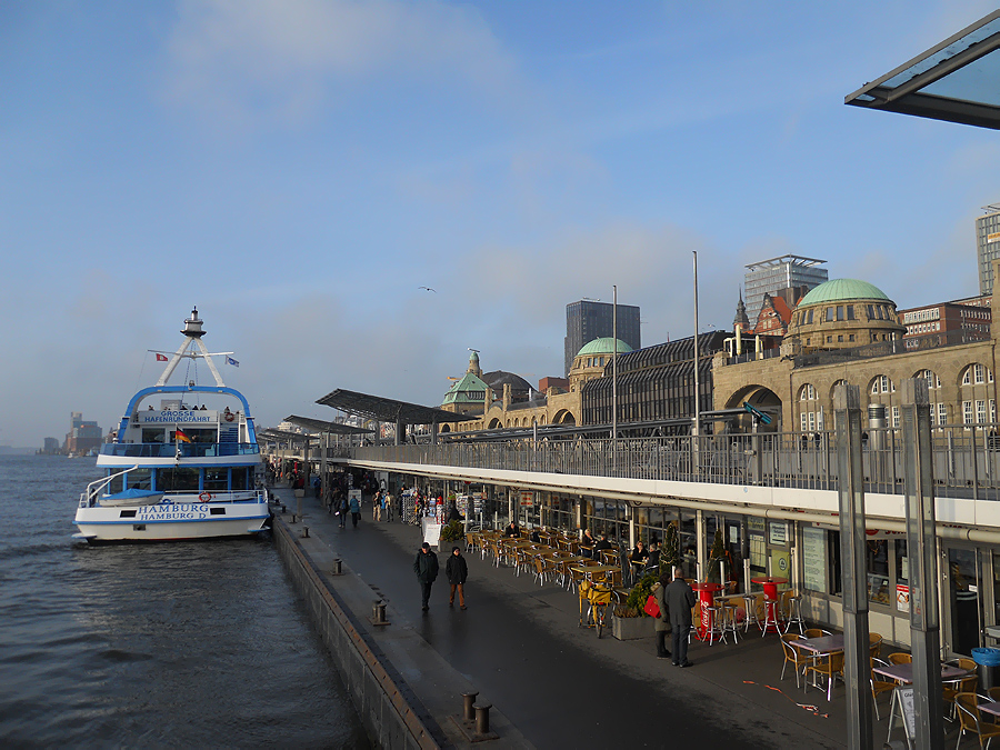 Hamburg ..die Sonne lacht...