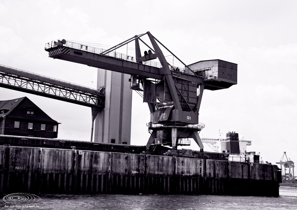 Hamburg dockside I