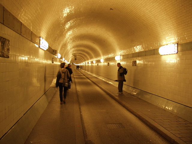 Hamburg Elbtunnel