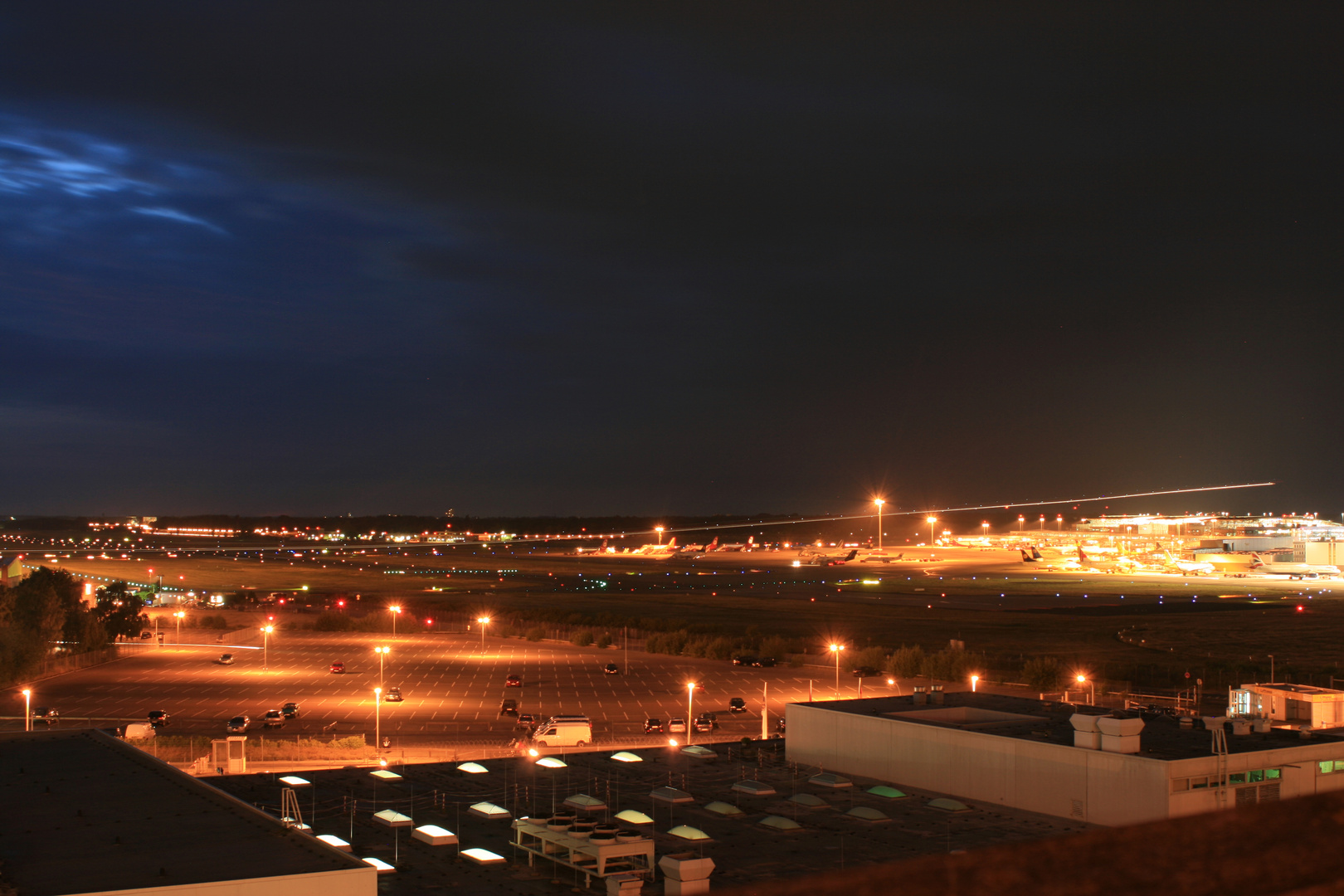 Hamburg-Fuhlsbüttel (HAM/EDDH): Airport overview