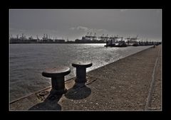 Hamburg Hafen ……..