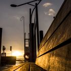 Hamburg Hafen bei Sonnenaufgang