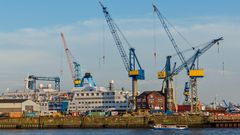 HAMBURG HAFEN - BLOHM & VOSS Repair