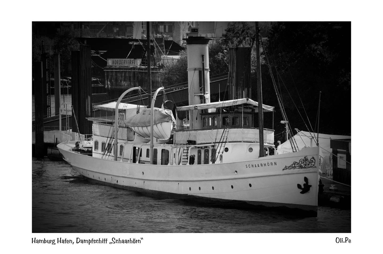 Hamburg Hafen Dampfschiff Schaarhörn