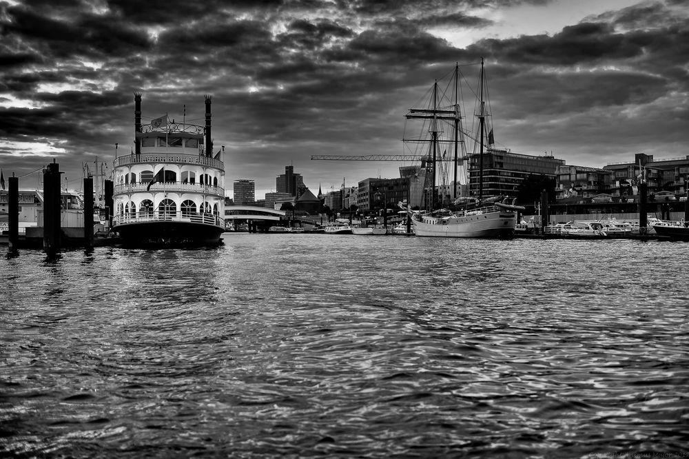 Hamburg Hafen - Ein Abend im August