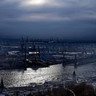 Hamburg Hafen im Nebel